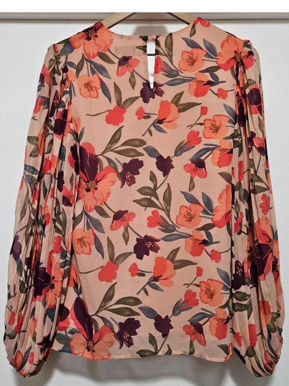 Medium Peach Blossom Printed Pleated Long pleated Sleeve Top peach magenta poppy - Picture 10 of 16